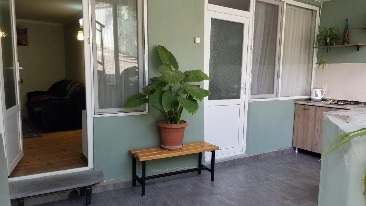 Guest House Green Rose Borjomi Exterior foto